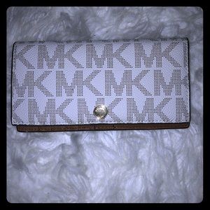 Mk wallet final price!!